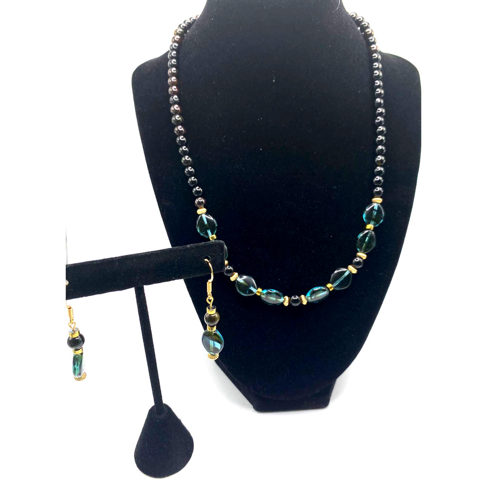 Necklace and Earring Set